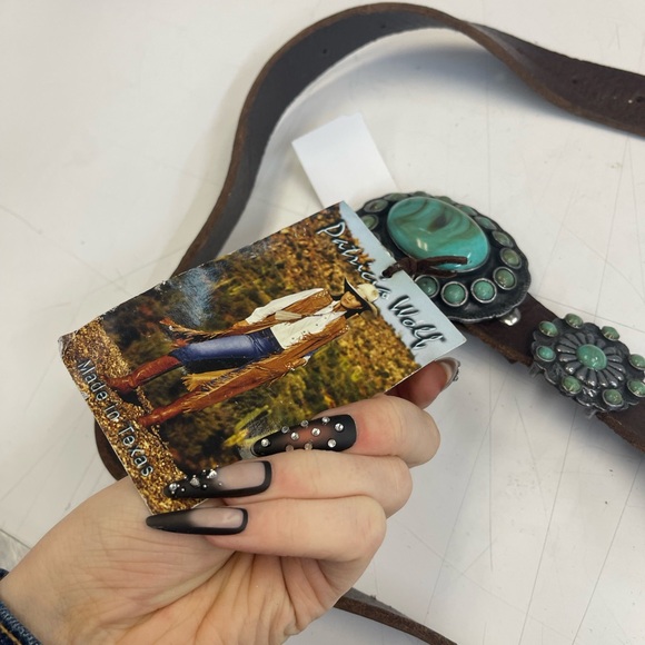 Turquoise Floral Concho Leather Belt - Picture 3 of 7